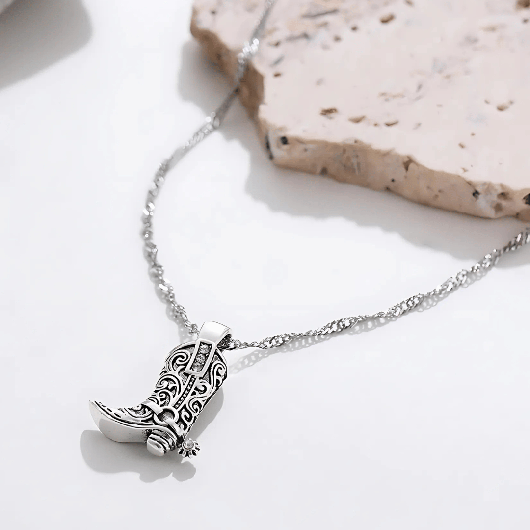 COLLIER STRASS